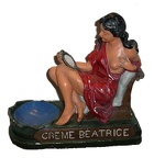 Creme Beatrice 16.5x17.5x8 