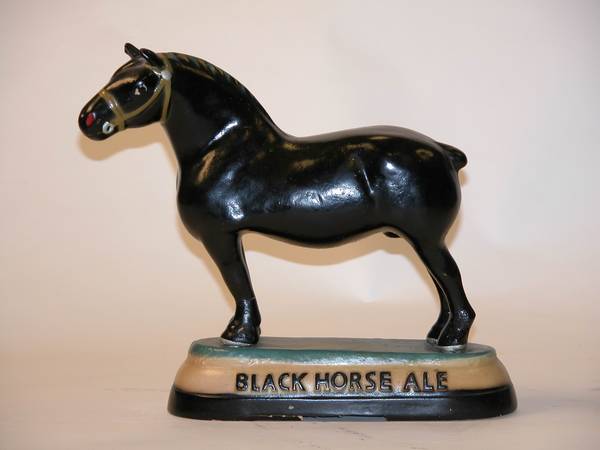 Biere Black Horse Ale 10x11.5x3.5