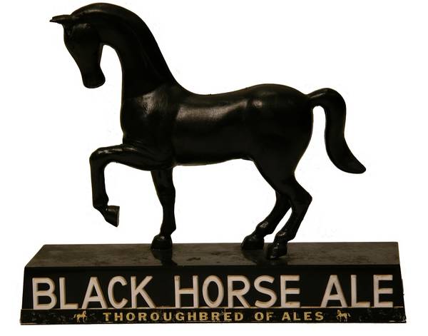 Biere Black Horse Ale 1960, 8.25x9.75x3