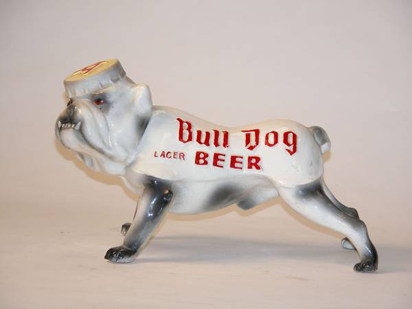 1Bull_Dog_Lager_Beer_9_x_14_x_8.jpg