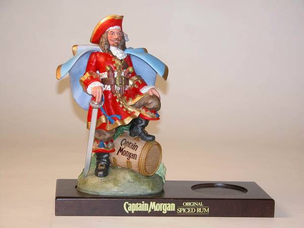 Captain Morgan 12.5x13.5x5.25 