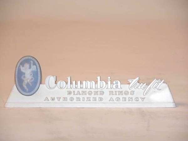 Columbia Diamond Rings 2.75x8.5x1