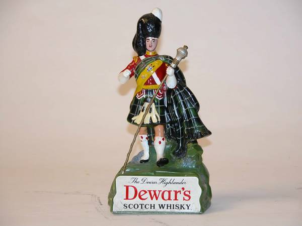 Dewar's Scotch Whisky 9x5x3