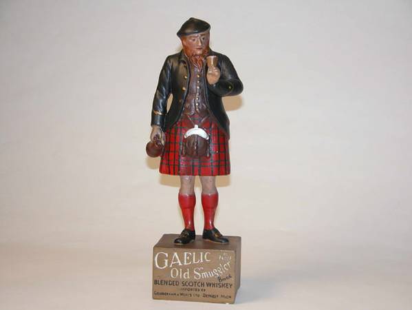 Gaelic Old Smuggler Scotch 15.25x5.5x4