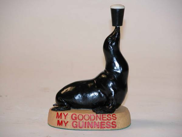 Guinness Seal 6x4x2.75