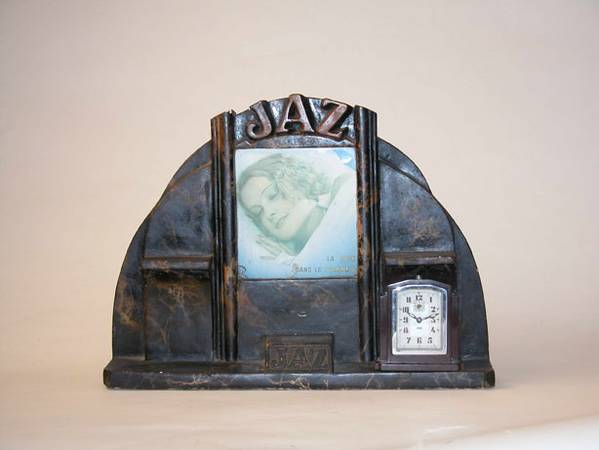 Jaz Clocks 15.5x20.5x4.75