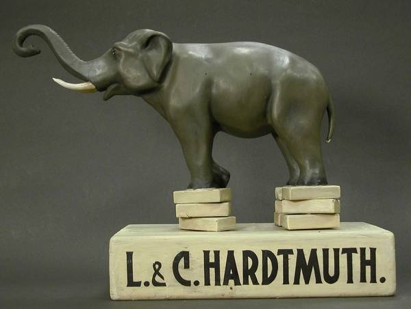 L&C Hardmuth 19x17.5x9.5