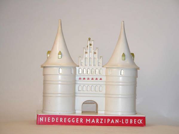Niederegger Marzipan-Beck 21.65x22x9.75