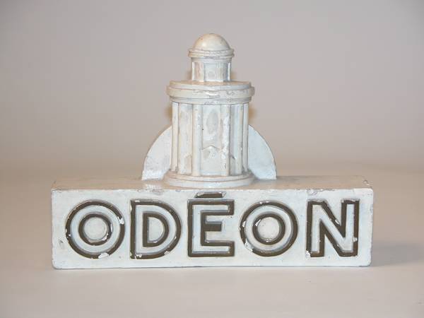 Odeon 8.5x11.75x3