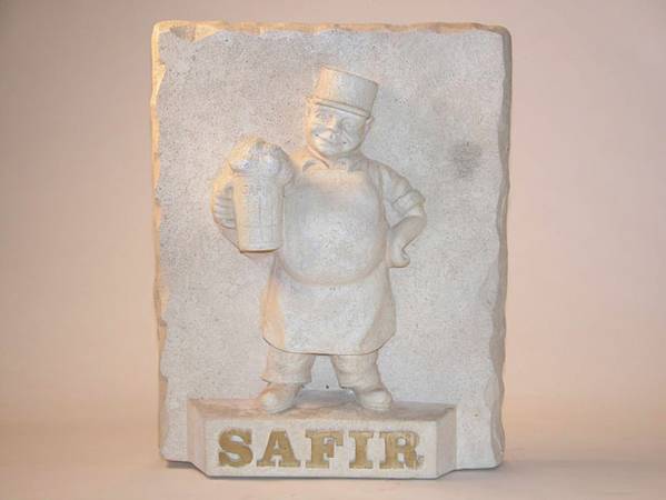 Safir Plaque 18x14.75x4