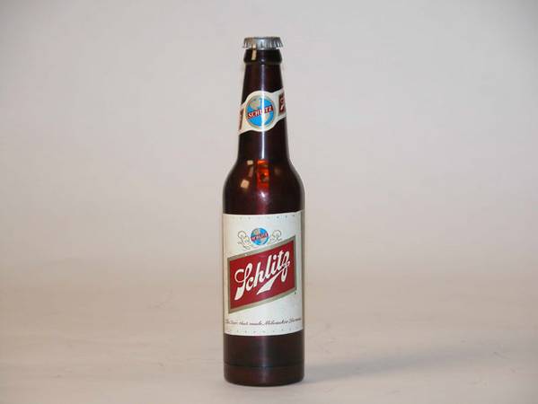 1Schlitz-Beer-10_25-x-2_5-x-2_5.jpg