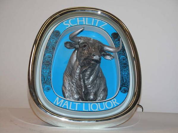 Schlitz Bull 17x15.5x8
