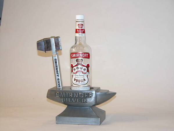 Smirnoff Vodka 15.75x11.5x5