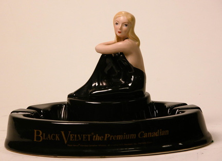 Black-Velvet-Ashtray-9.5-x-7.25-x-6