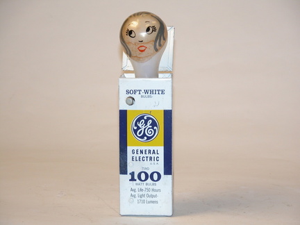 GE-Lightbulbs-10-x-2.75-x-2.75