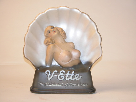V--Ette-Brassieres-13-x-12-x-5