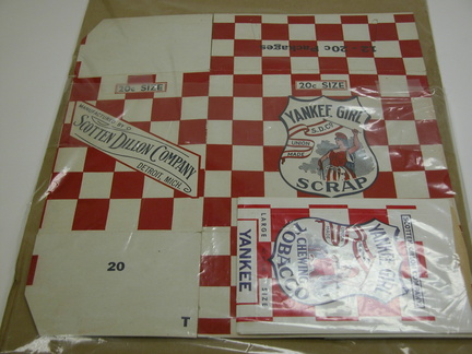 Yankee-Girl-Chewing-Tobacco