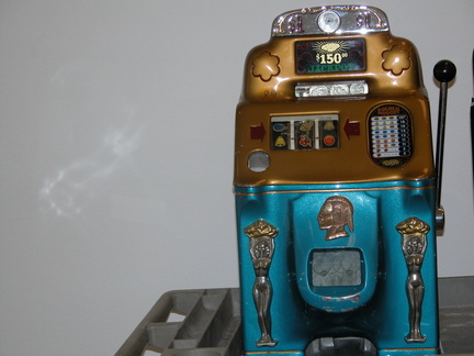 Jennings Chief Golden Nugget 1946 1.00 dollar