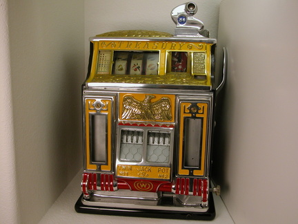 Watling Treasury Twin Jackpot 1935 .05 cents