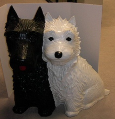 Black &amp; White  39.5 x 38.5 x 12 